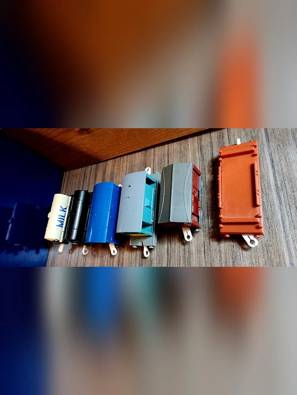 TrackMaster Freight Train Car Lot Milk Tanker Flatbed Boxcar Brake Van